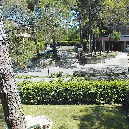 Flat In Lignano Pineta Lejlighed Lignano Sabbiadoro Eksteriør billede