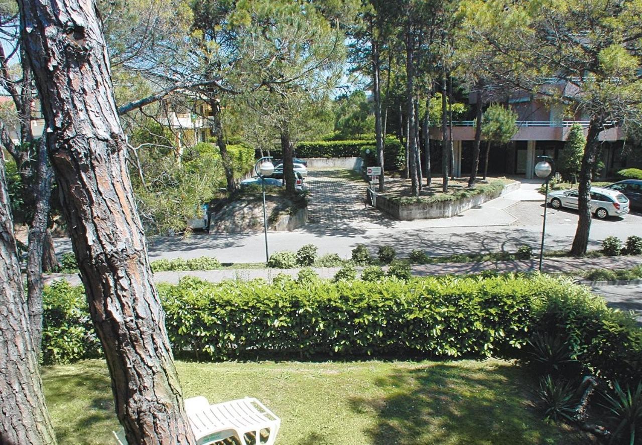 Flat In Lignano Pineta Lejlighed Lignano Sabbiadoro Eksteriør billede